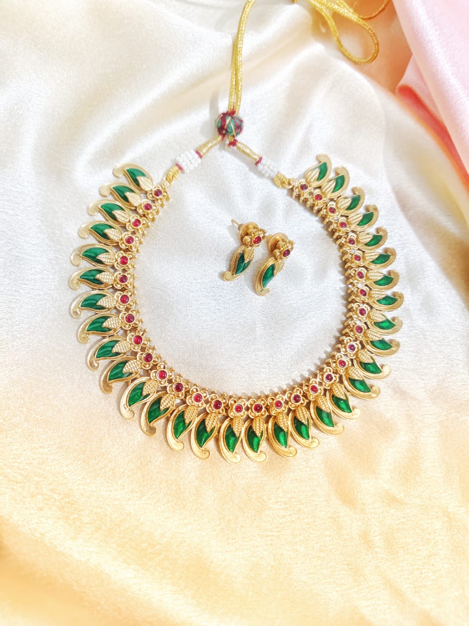 Traditional Manga mala